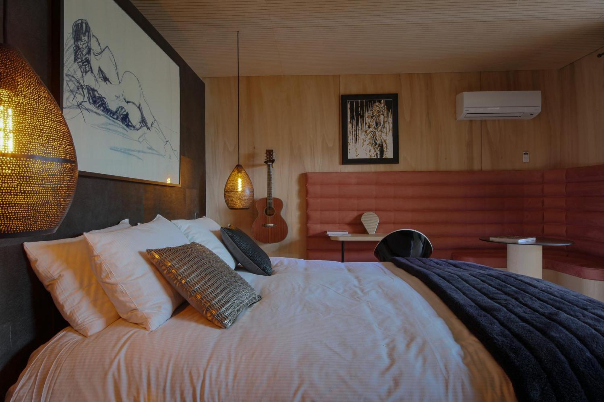 Bien Loin D'Ici Spa B&B Nîmes Eksteriør bilde
